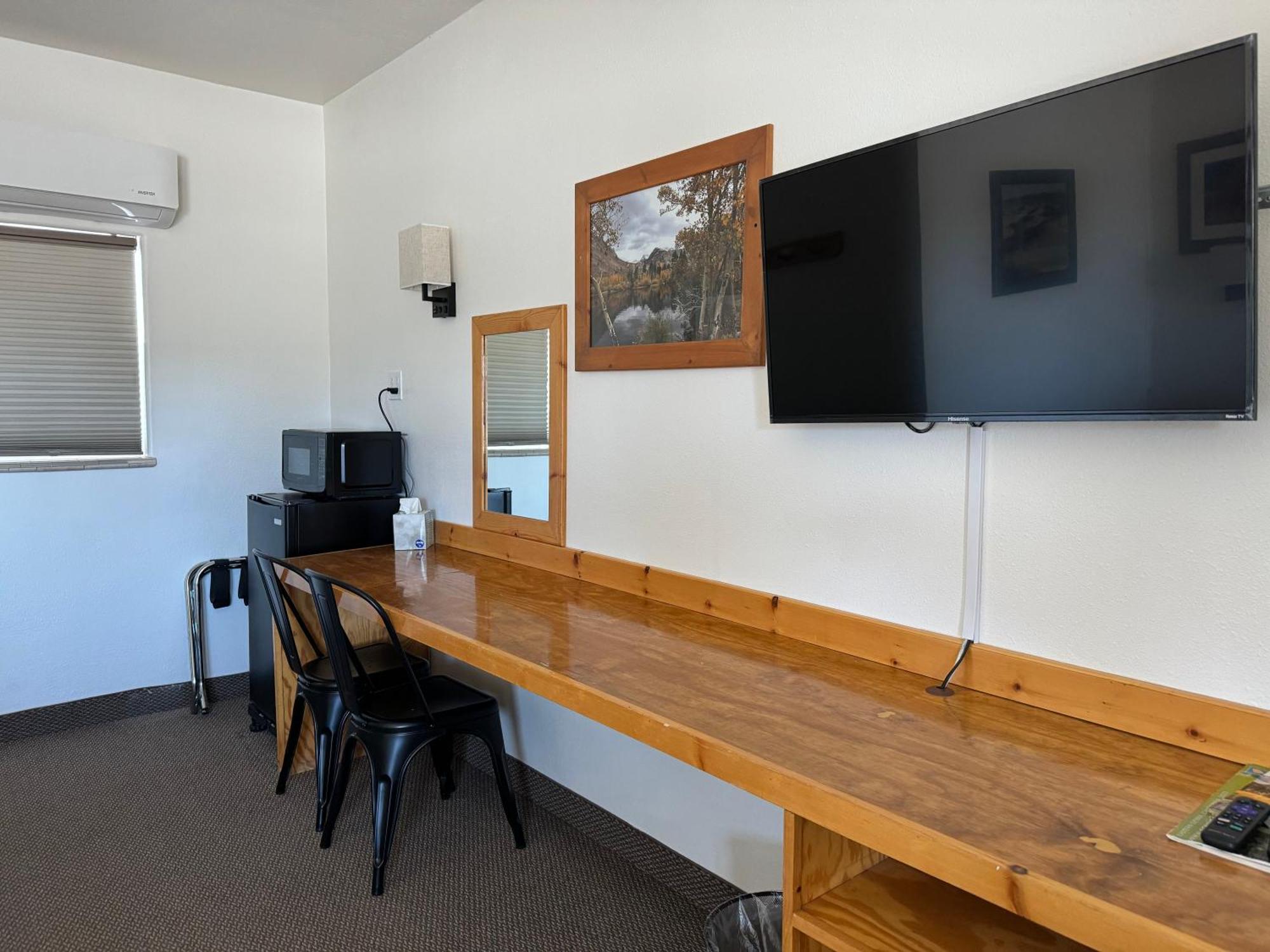 Eastern Sierra Motor Lodge Independence Exterior photo